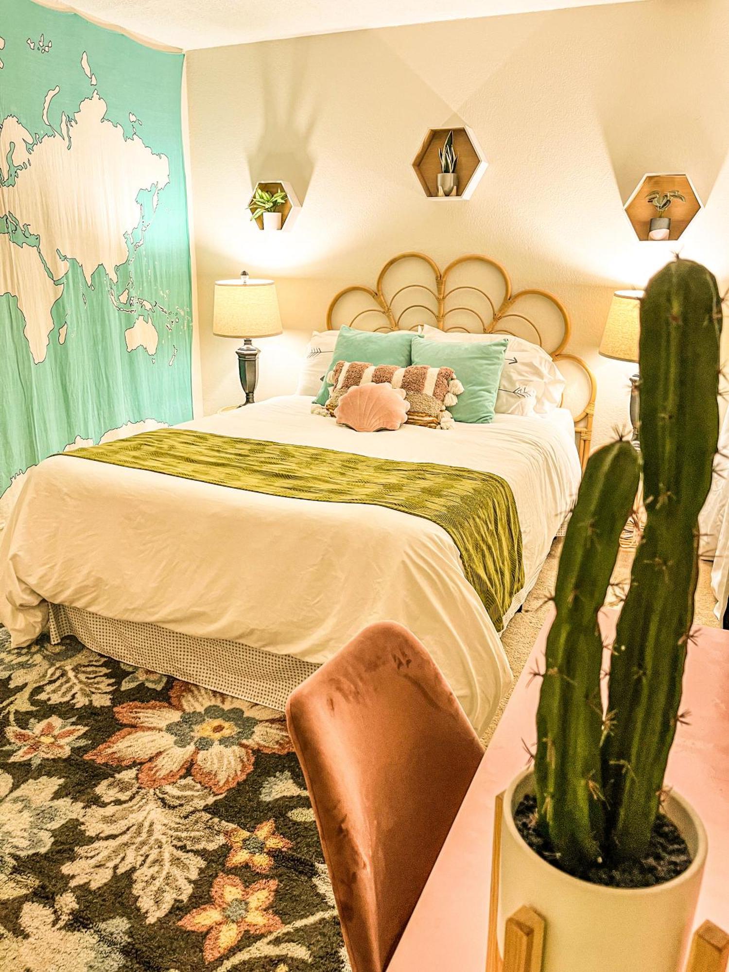 Stylish 2 Bedroom Near Ontario Airport Фонтана Экстерьер фото